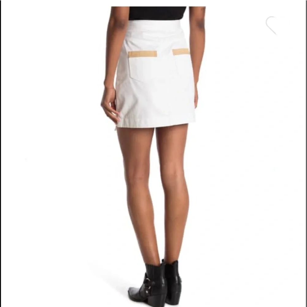🛑CLEARANCE‼️ 🆕 BLDWN Alexis Asymmetrical Button-Down Skirt White and tan